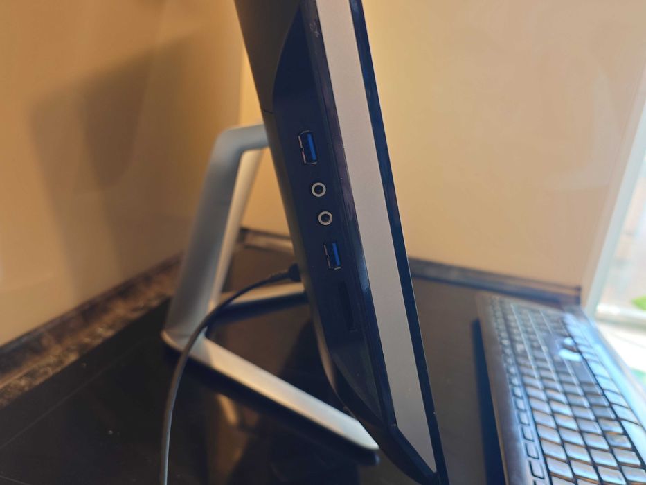 AIO Lenovo C560 - 23 inch, 16 GB RAM, i7 4770, 500 GB, Touchscreen