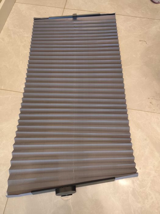 Сенник предно стъкло 47x 120 см сгъваема