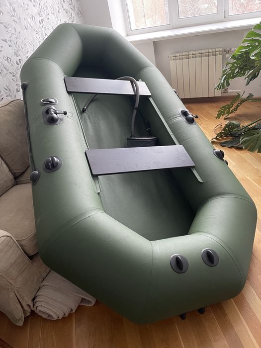Продам новую лодку ,Аква Мастер 260.