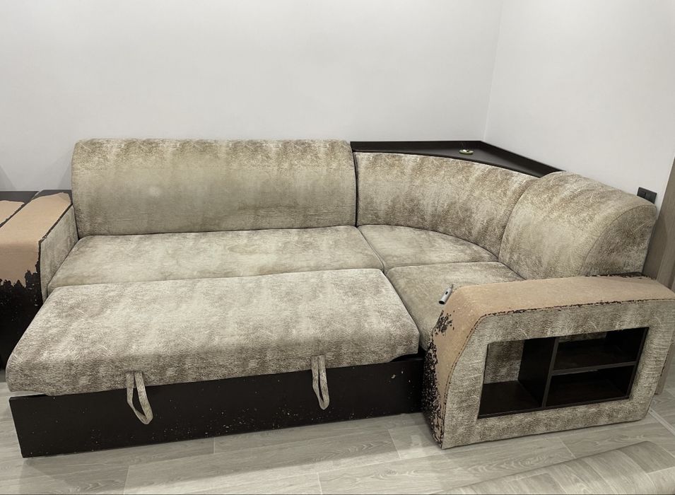 Срочно продам мягкий уголок