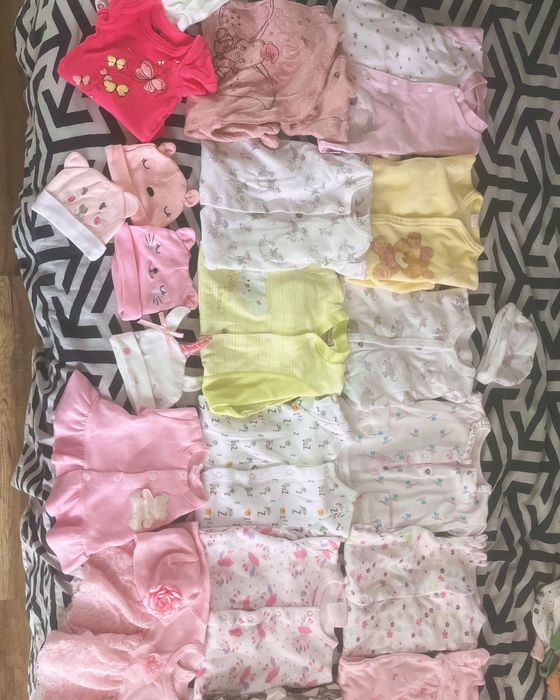 Лот дрешки за новородено 50-56 см