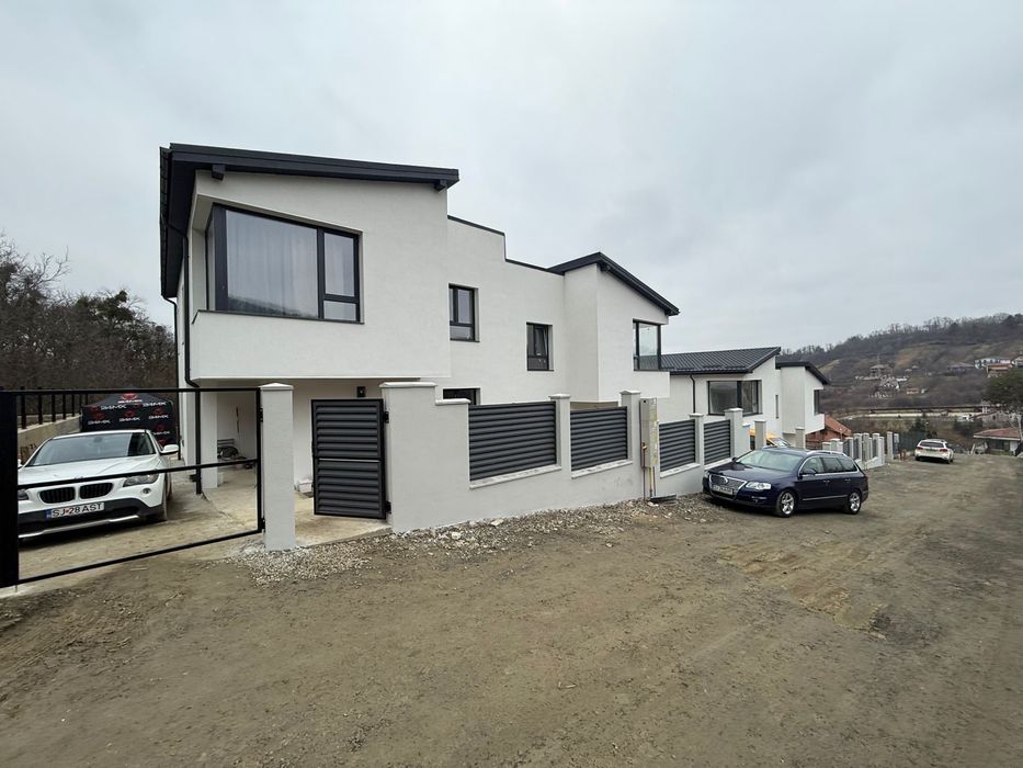 Duplex de vanzare 143 util -zona exclusivista, langa Episcopie