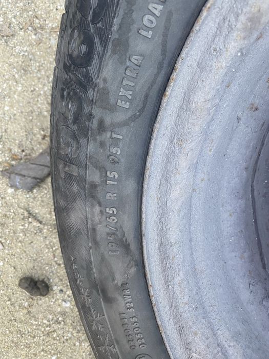 4бр. Стоманени Джанти 15 5х110 със зимни гуми.