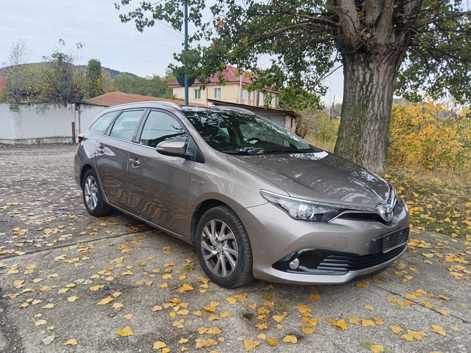 TOYOTA Auris 2017 — imagine 3