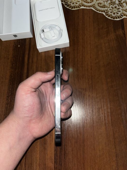 Iphone 14 pro sotiladi. Xolati ideal. Yomkost 84%. 590$