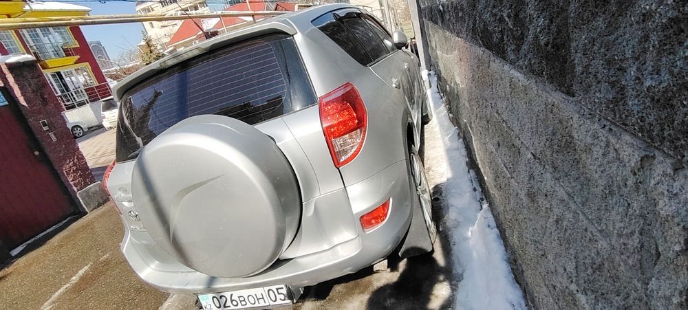 Тойота Раф 4. Газ/бензин