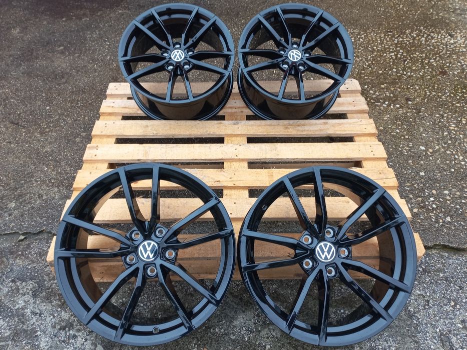 17 Vw Poteria Piano Black 7.5j et40 Golf Tiguan Passat Touran Чисто Н.