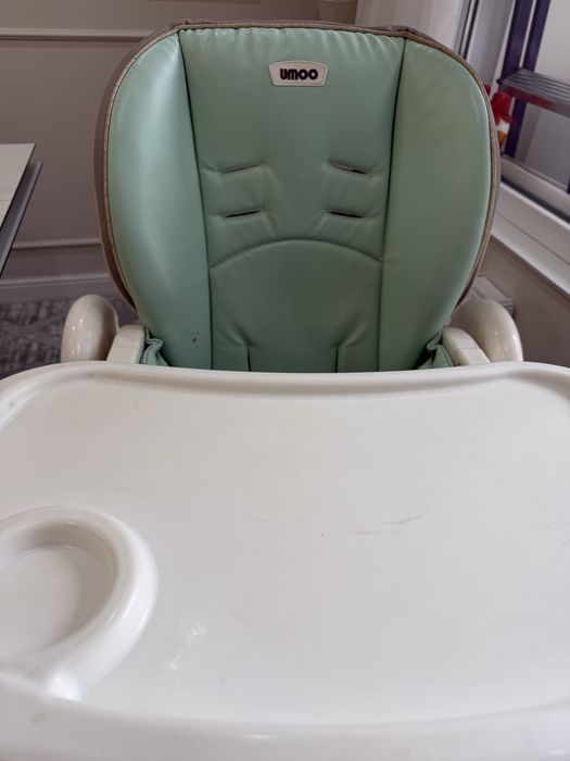 Продается стульчик для кормления.