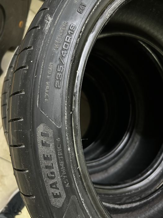 235/40R19 - нови летни Goodyear
