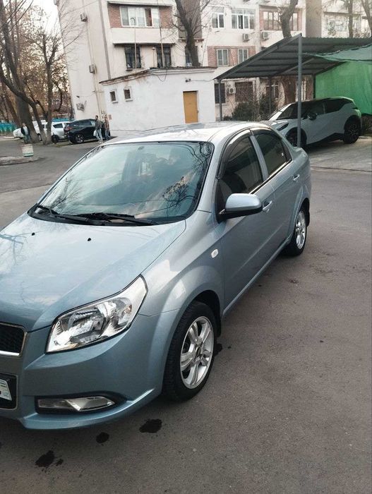 Продается Nexia 3