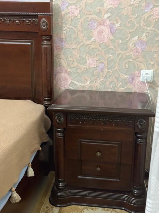 Спальный гарнитур