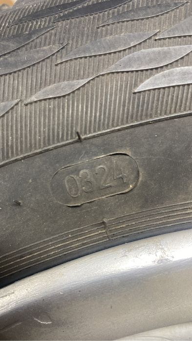 Продам диски с резиной