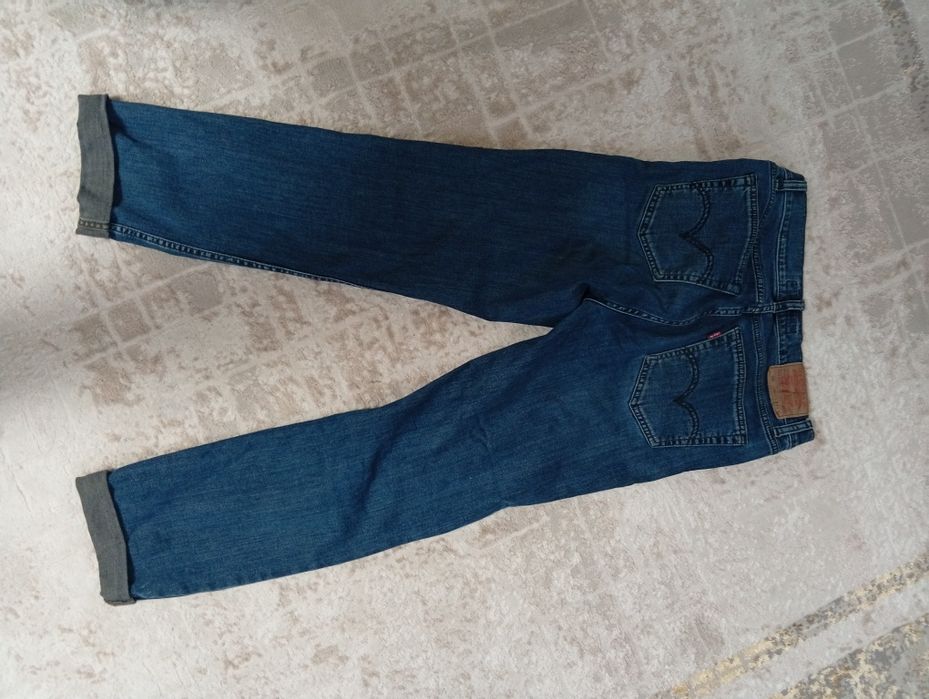 Джинсы Levi's 506