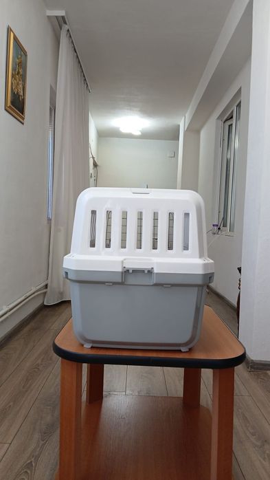 Vând cușcă pt cățeluși