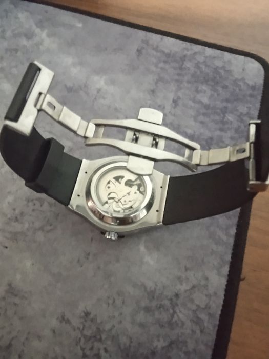 Элегантные мужские часы в стиле Hublot Skeleton