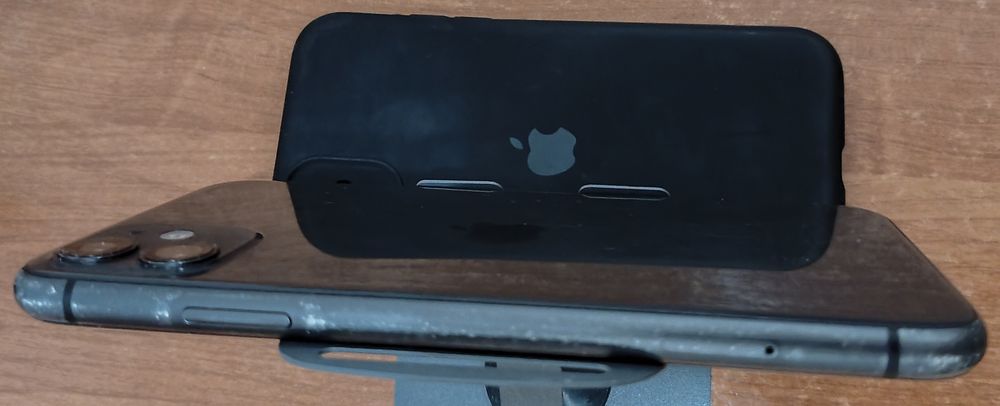 iPhone 11. 4/256gb
