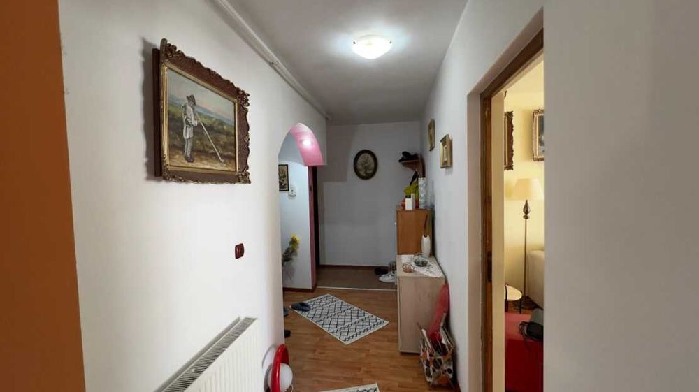 2 camere piața centrală de vânzare