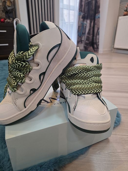 Vând Lanvin curb New 43