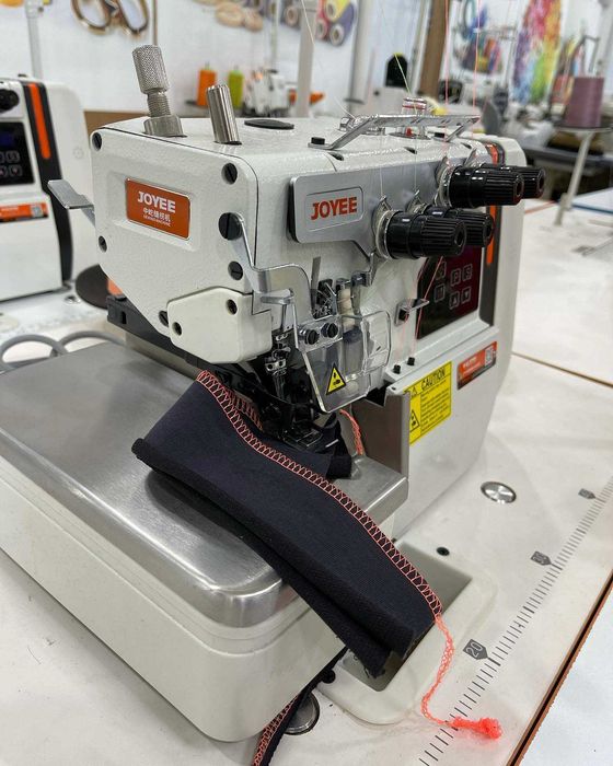JOYEE JY-B999-4-ED2 Оверлок 4-Ниточная машина