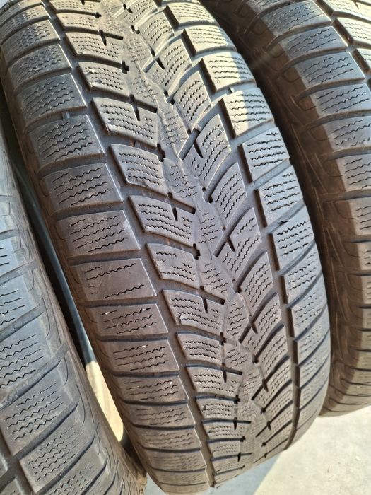 4 Anvelopele de iarnă 225 65 r17 Goodyear