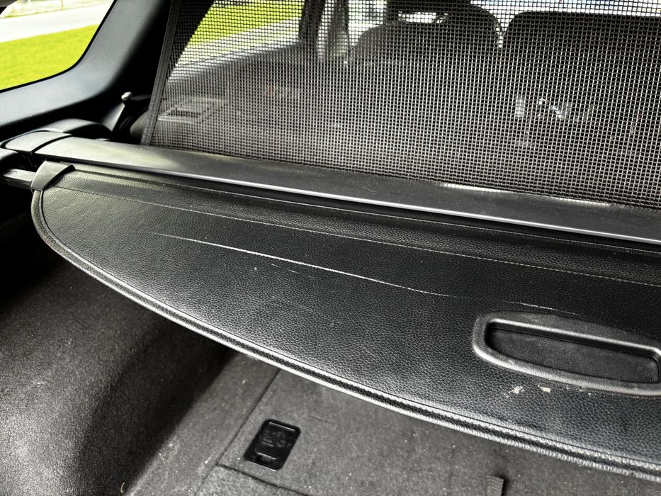 Щора багажник Hyundai  I 40 - в добро състояние .