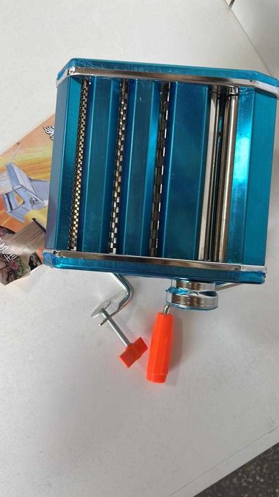 Лапшарезка /Машинка для раскатки теста