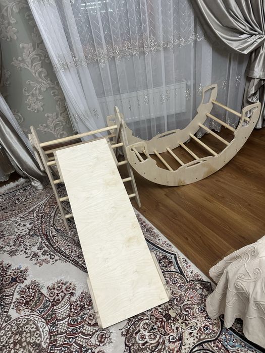 Продам детскую горку из дерева