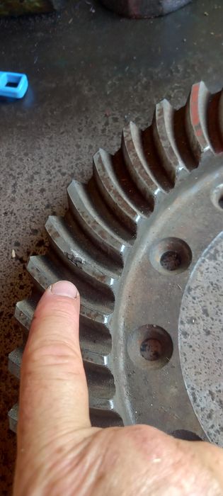 coroană grup taf Perkins 41 dinți