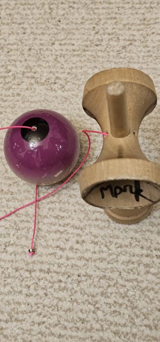 Vand Kendama Okendama Pink Splice Neo Glaze semnata de Marcus Sava