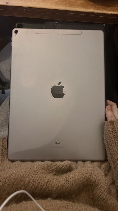 iPad Pro 12.9, Cellular / 64GB