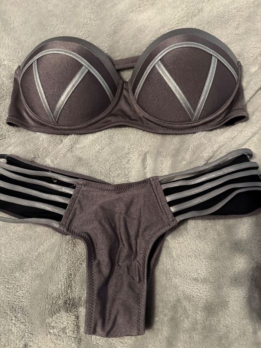 Costum baie Vivien Vance original, nou