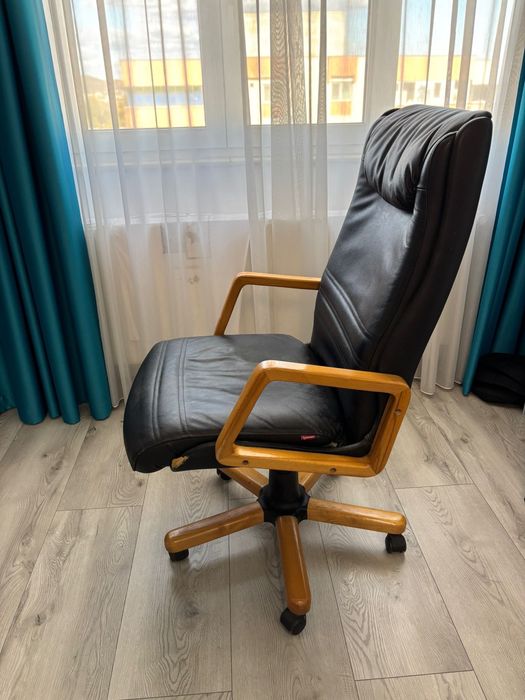 Scaun Birou din Piele