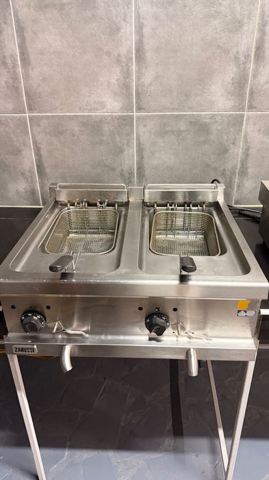 Friteuză profesională dublă Zanussi 380V (trifazic) – horeca