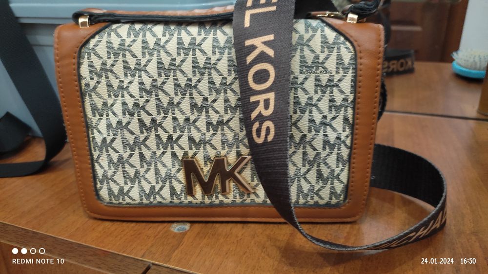 Сумки женские продам