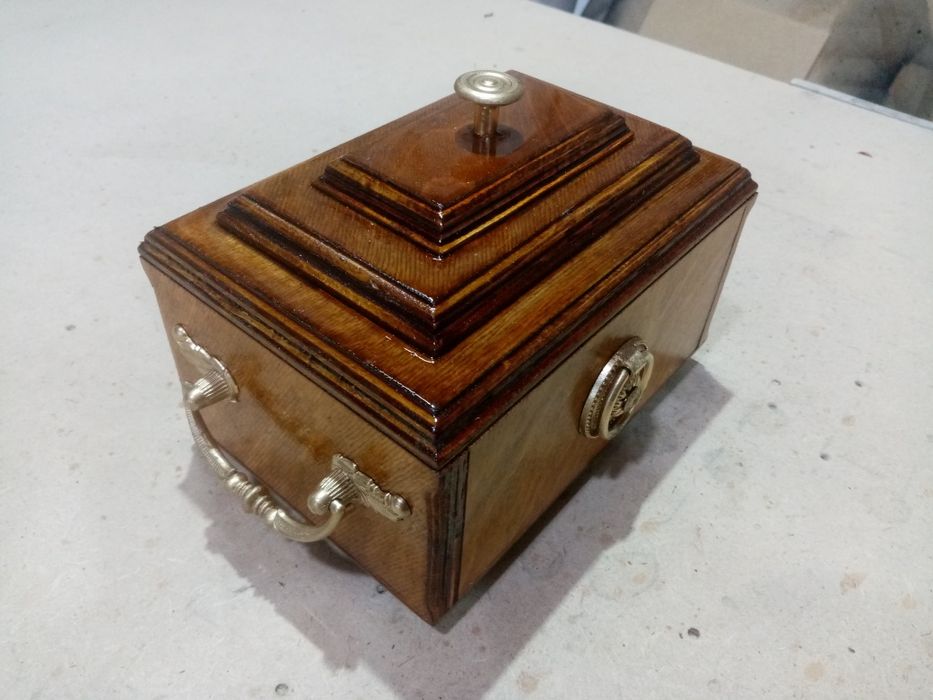 Продам новую шкатулку!