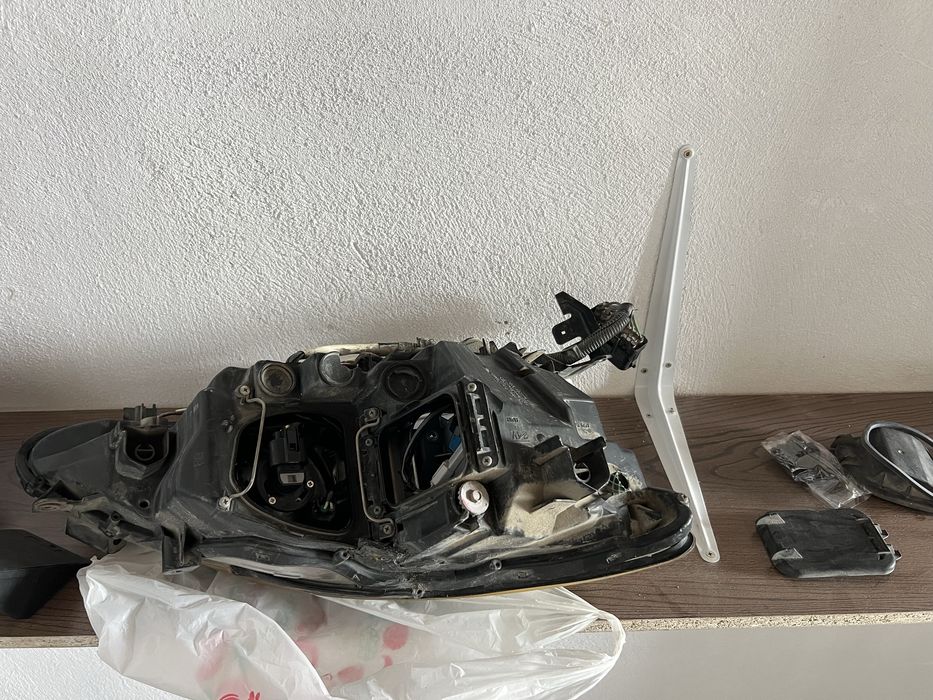 Фары lexus is 250