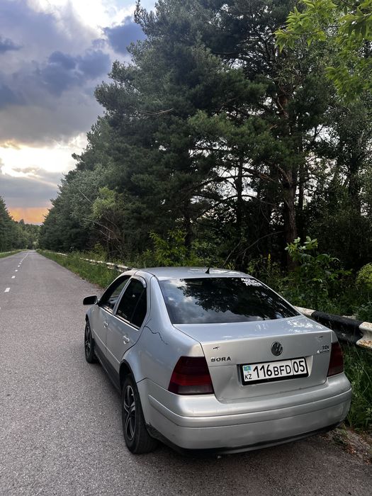 Volkswagen Bora, 2001