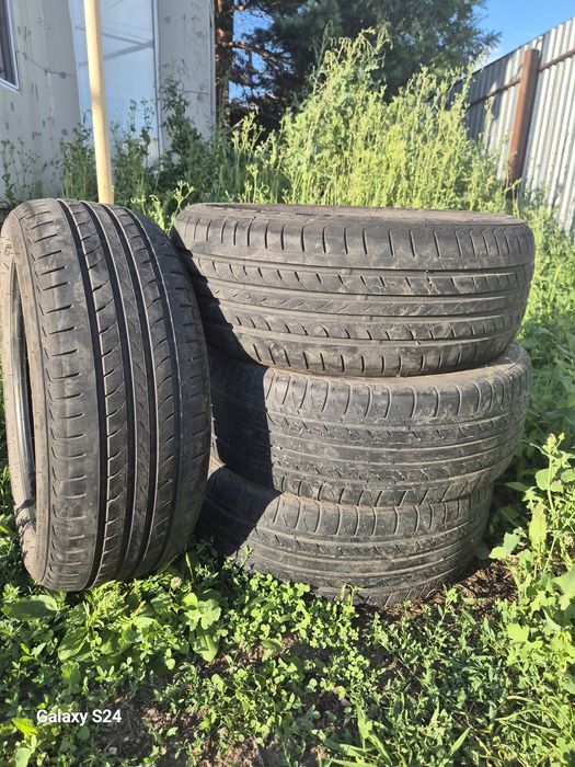 продам резину на 16