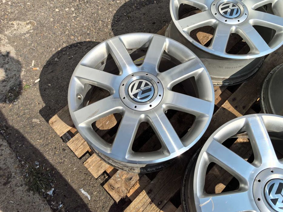 17 цола 5 х 112 мм Фолксваген Голф / Шкода Октавия - 7 Инча / ЕТ 54
