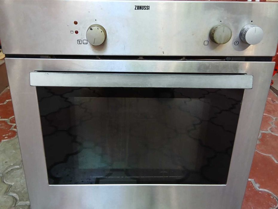 Vand cuptor gaz Zanussi, incorporabil !