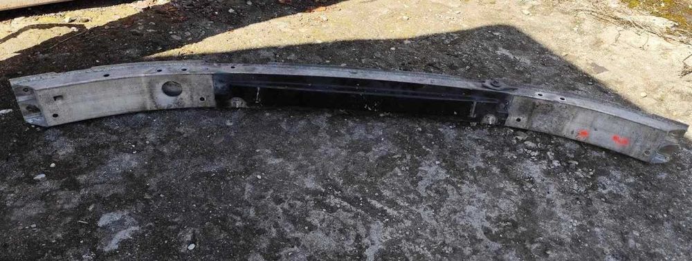 Греда предна броня mercedes E class w 211
