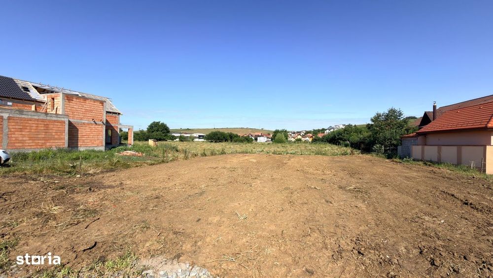 Teren intravilan 650mp cu PUZ+AC Sura Mare