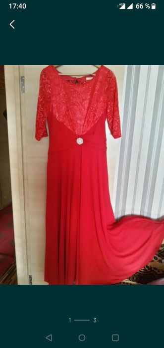 Продам вечерние платья