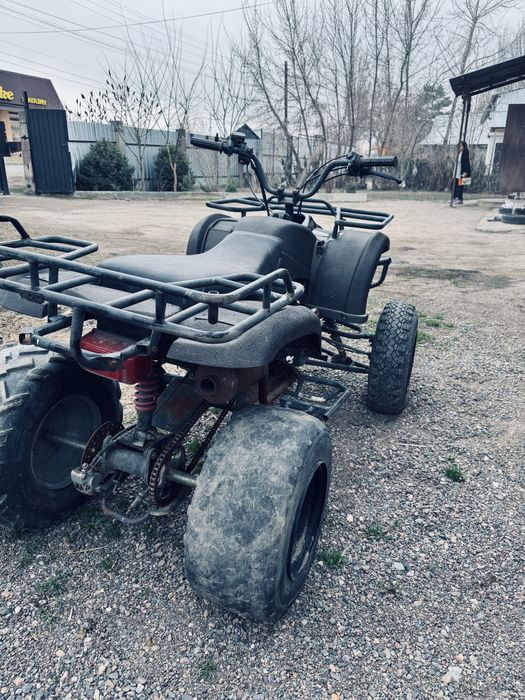 Продам квадрик 200куб