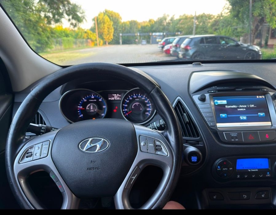 Vând Hyundai ix 35