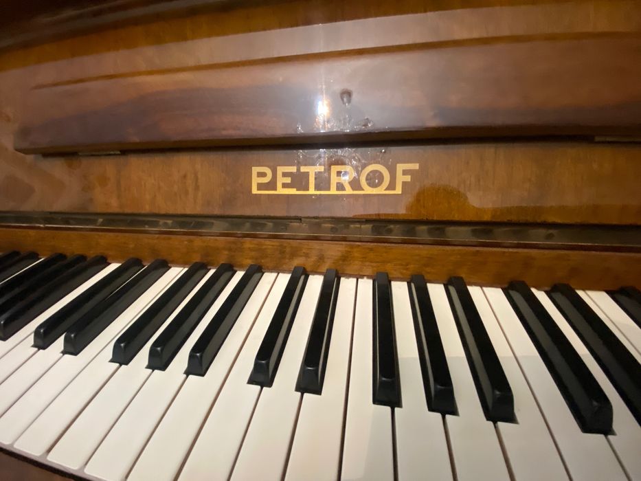 Petrof -pianina - 50% REDUCERE !
