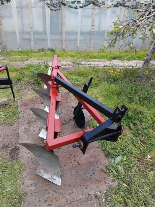 Трактор Владимировец