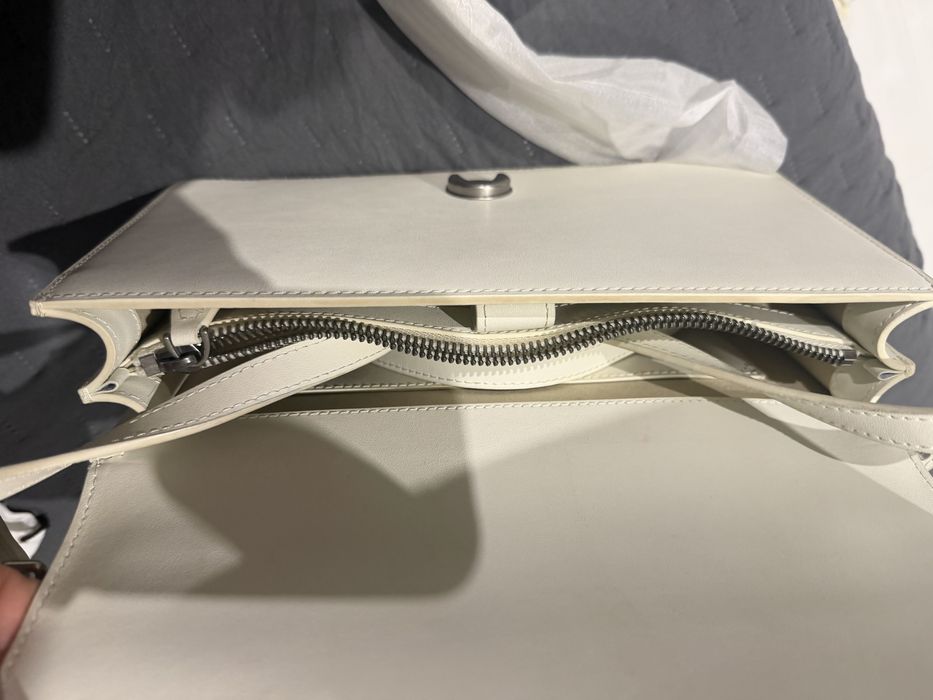 бяла чанта pinko