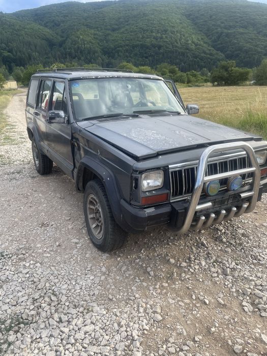 Jeep Cherokee XJ 2.1 за части
