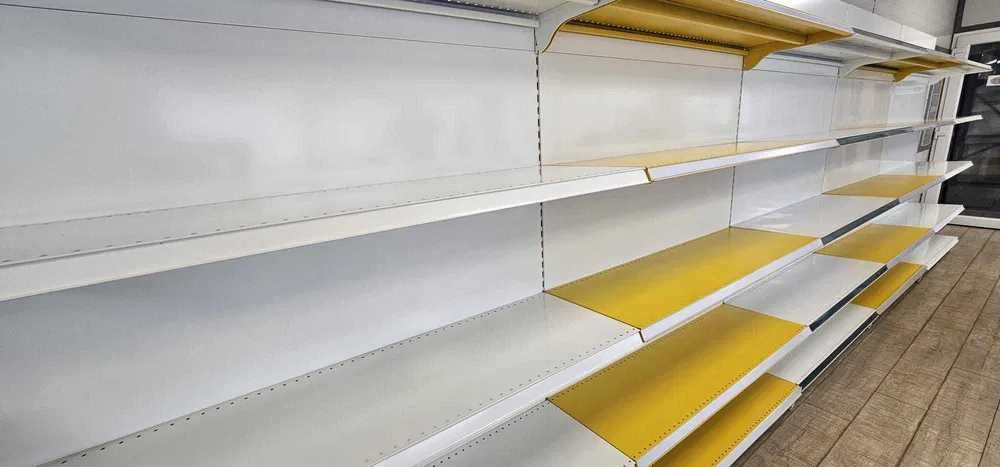 Rafturi metalice pentru magazin